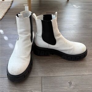 Forever 21 White Chelsea Boots
